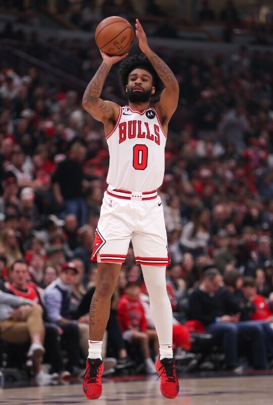 NBA最前线：怀特贡献35分、6个篮板、5次助攻、4次抢断