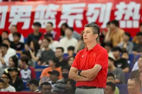 郭士强执鞭中国男篮