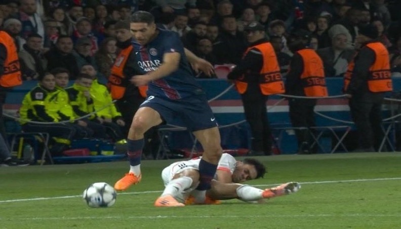 迪亚斯飞铲阿什拉夫