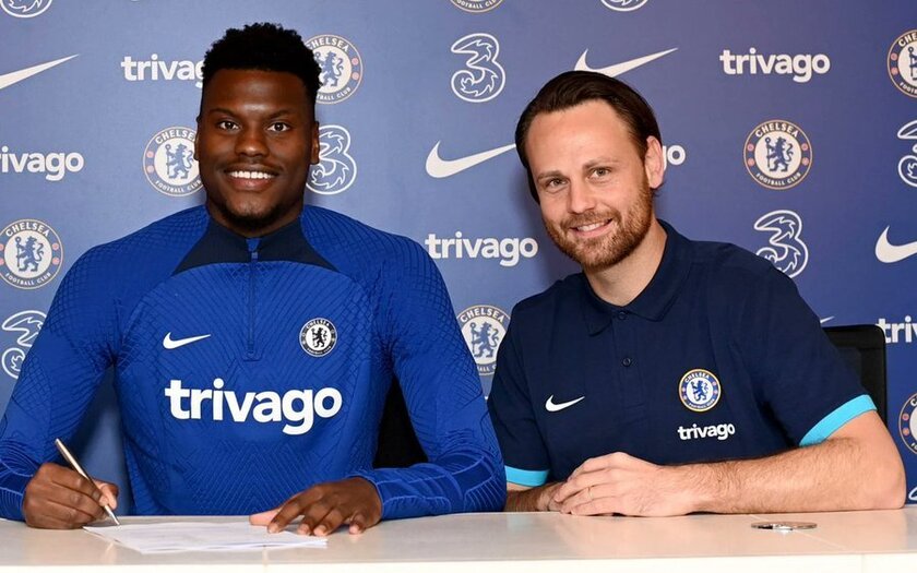 维维尔与巴迪亚西勒