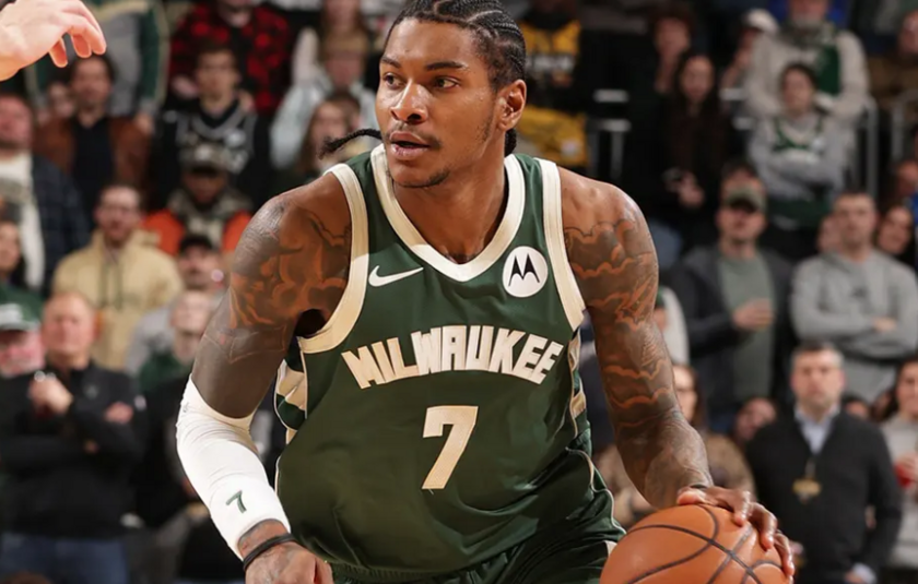 小波特此役砍下23分7篮板8助攻3抢断