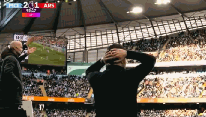 哈弗茨头球顶高错失绝平阿尔特塔场边跪地抱头