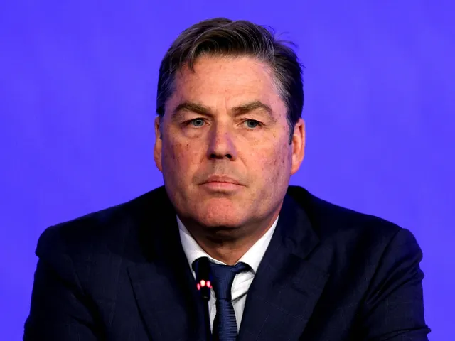 英超CEO理查德・马斯特斯对曼城09至18九个赛季的财务问题提出115项指控