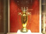 英超的金色奖杯有什么含义_唯彩看球