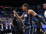 ESPN专家：魔术计划顶薪提前续约班凯罗，他有资格获得最高5年2.39亿的合同