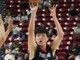 杨瀚森夏联首秀惊艳！传球防守征服开拓者，勇士内线双塔12投0中惨遭冰封
