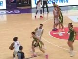 男篮亚洲杯—卡塔尔82-110惨败澳大利亚，古德温与加洛韦同砍24分但未能救主