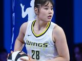 李月汝大爆发！爆砍20分，米切尔空砍24分，飞翼1分险胜