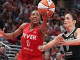 WNBA-狂热97-77大胜天空，米切尔砍20分，克拉克缺席