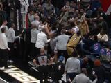 NBA赛场突发冲突 杰林威尚帕尼推搡四人被驱逐